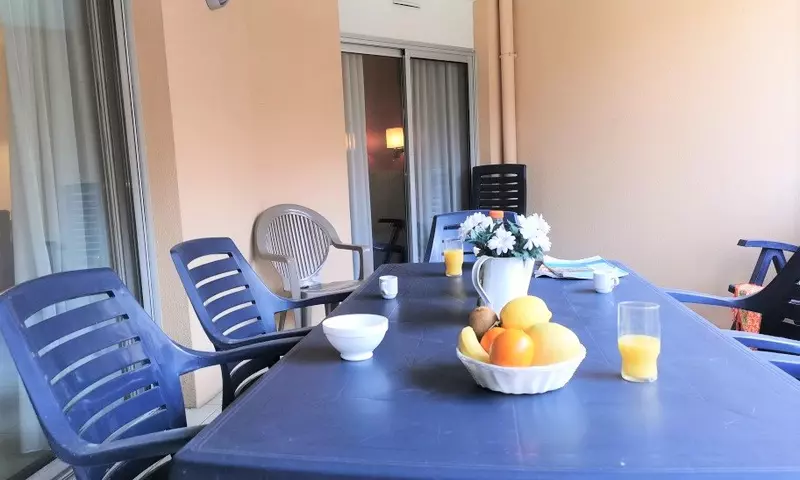 2 Pièces pour 6 Personnes