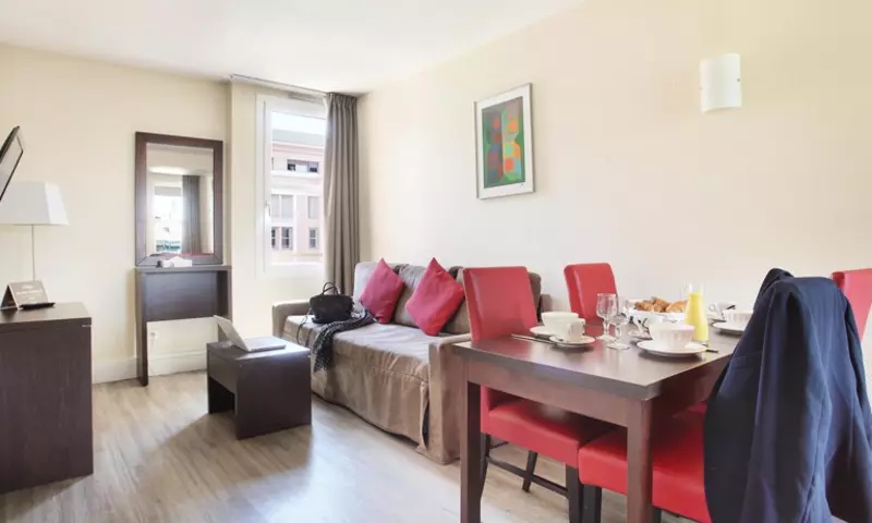 2 Pièces 4 Personnes