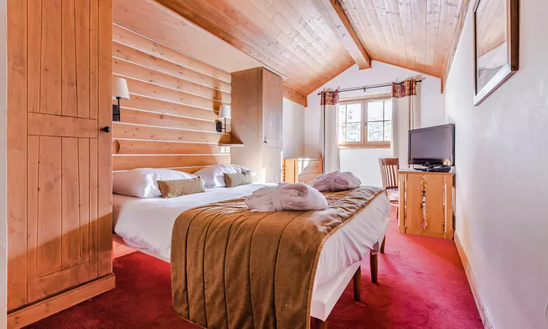 6 pièces 12 personnes Sélection