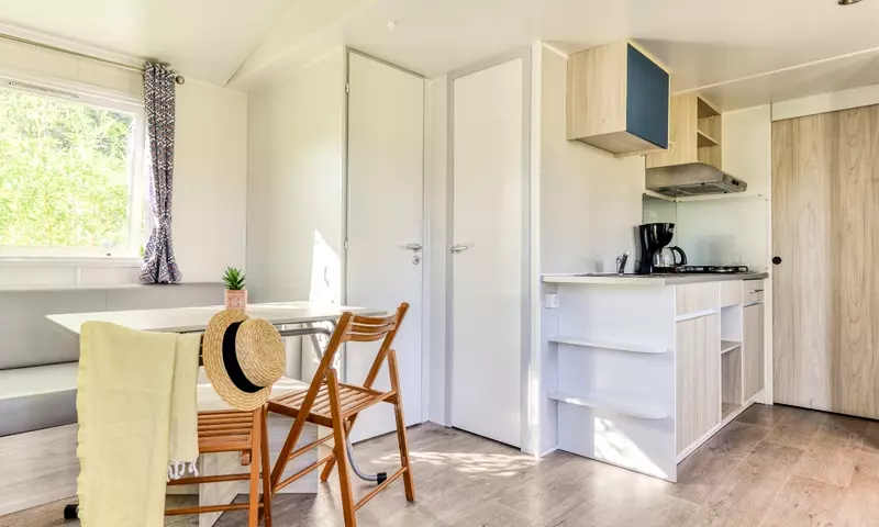 Mobil Home Pyrénées 3 Pièces 4/6 Personnes Climatisé + TV