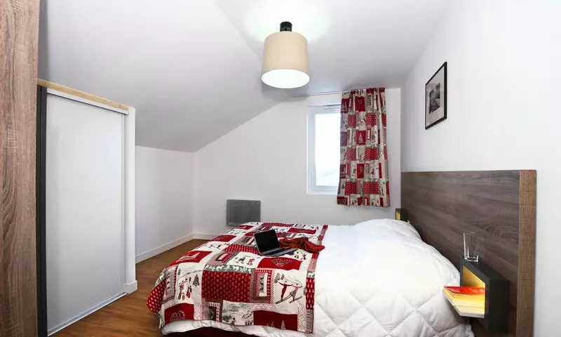 4 Pièces 8 Personnes