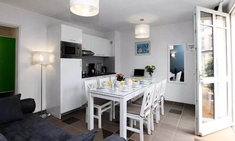 2 Pièces Cabine 6 Personnes