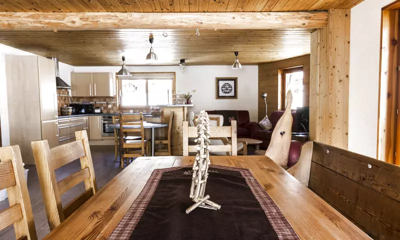 6 Pièces13 personnes