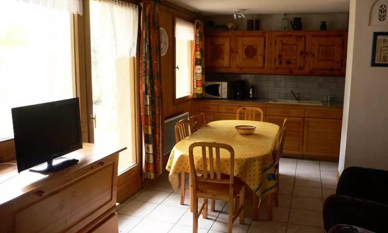 3 Pièces 6 Personnes