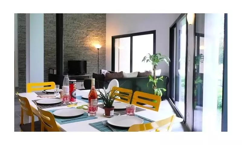 Chalet 4 Pièces 6 Personnes avec piscine privée