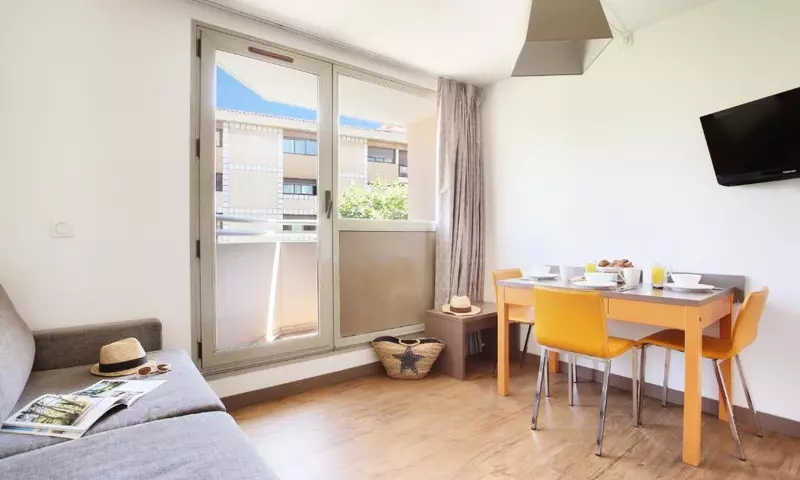 2 Pièces 4 Personnes