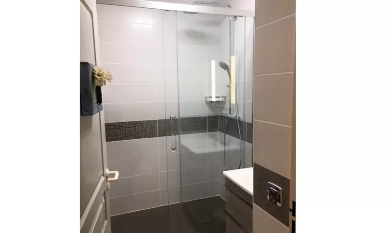 3 Pièces 6 personnes