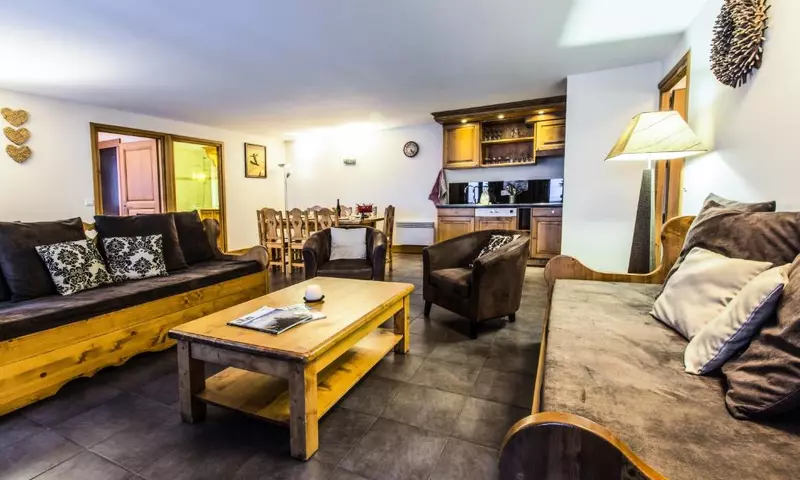 4 Pièces 8 Personnes