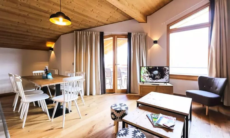 4 Pièces 8 Personnes