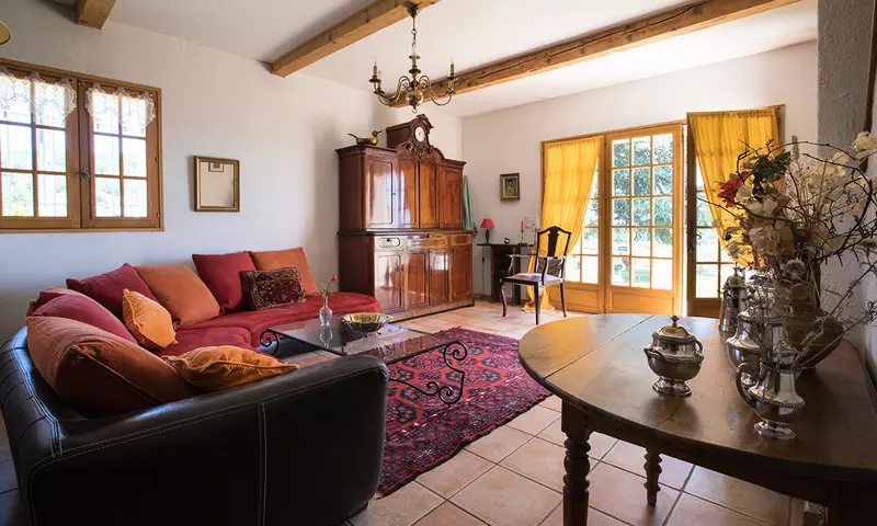 6 Pièces 10 personnes