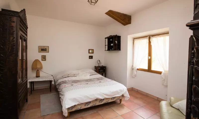 6 Pièces 10 personnes