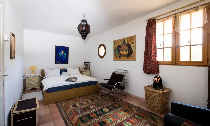 6 Pièces 10 personnes