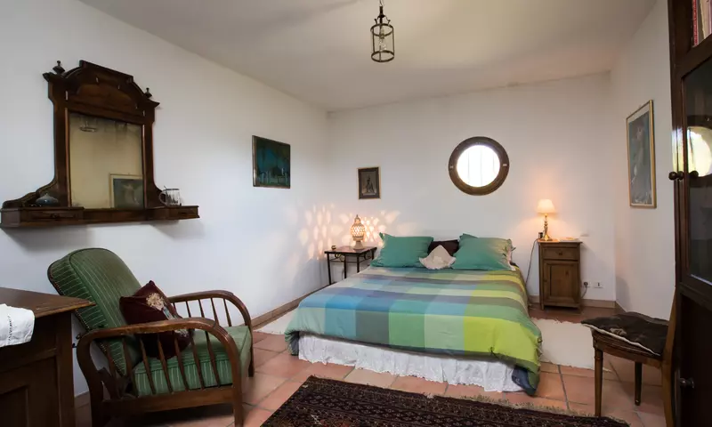 6 Pièces 10 personnes