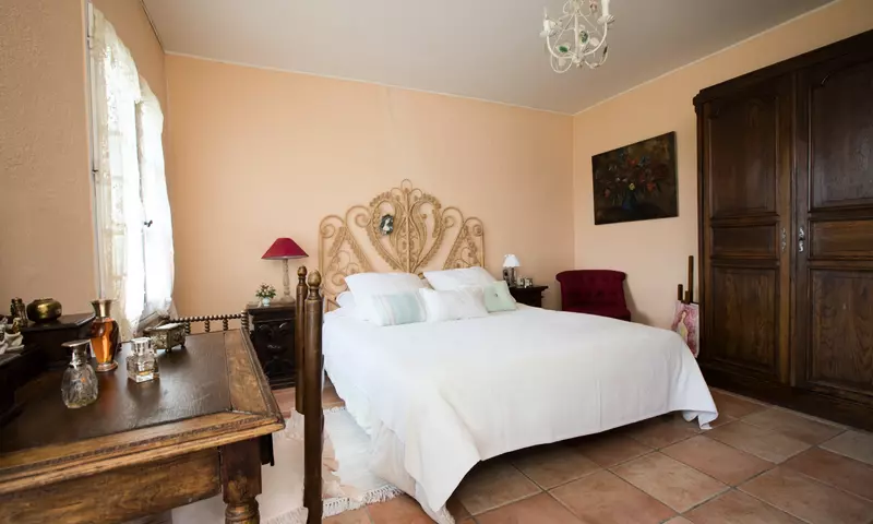 6 Pièces 10 personnes