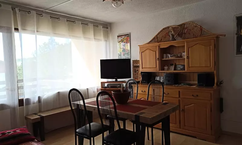 2 Pièces 6 Personnes