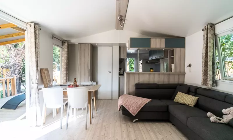 Mobil Home Klassic XL 3 Pièces 4 Personnes Climatisé + TV