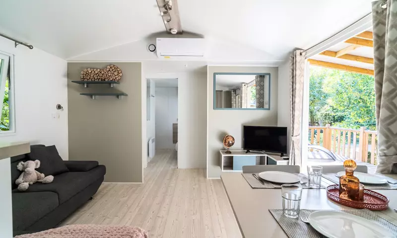 Mobil Home Klassic XL 3 Pièces 4 Personnes Climatisé + TV