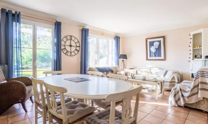 Villa 4 pièces avec un jolie jardin entretenu 8 personnes
