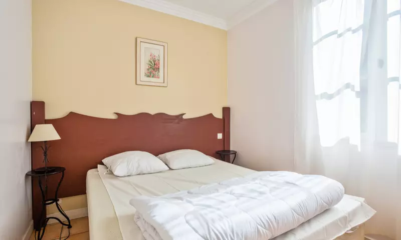 Villa 5 pièces avec jardin privatif / 2 terrasses 10 personnes