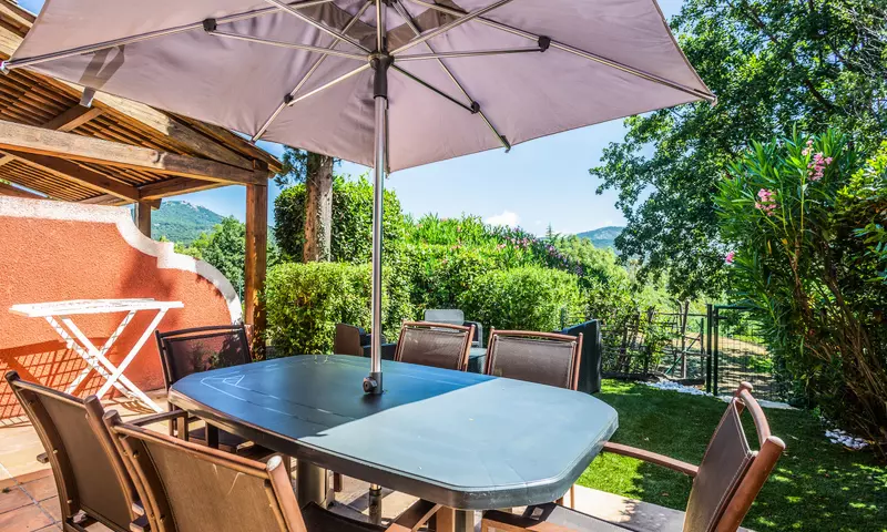Villa avec terrasse en rez de jardin 8 Personnes