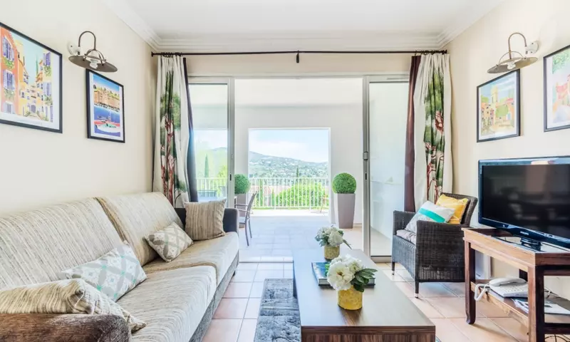 Bastide lumineuse 3 pièces 6 personnes avec terrasse aménagée - Sélection - Super Home