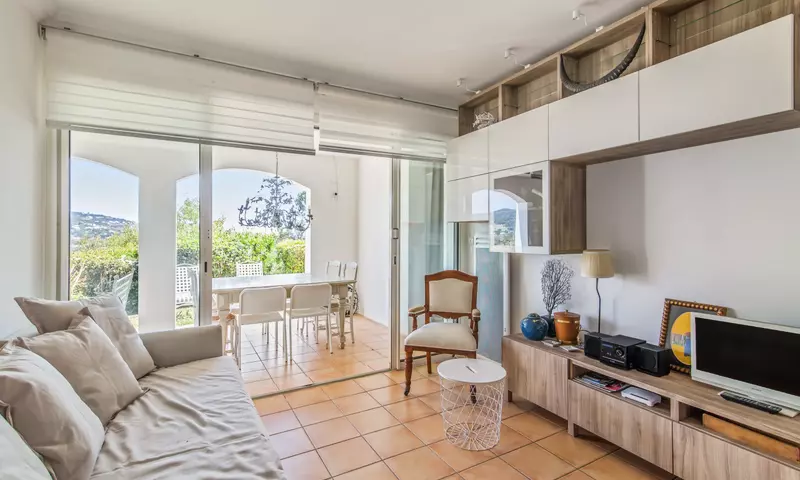 Bastide 4 pièces 8 personnes, jardin vue mer - Prestige - Super Home