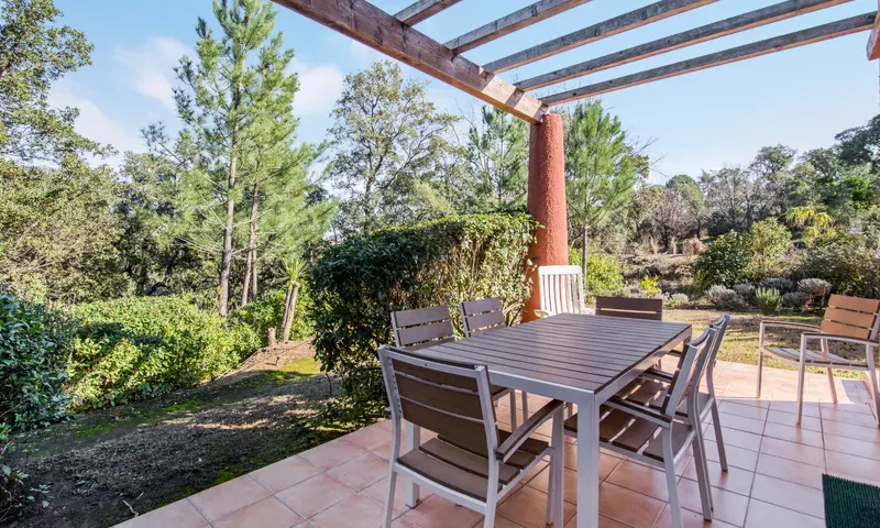 Villa 4 pièces avec terrasse aménagée en rez de jardin 8 personnes