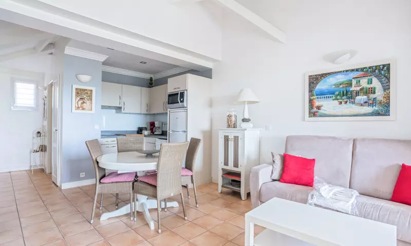 Bastide lumineuse 3 pièces 6 personnes, avec vue - Prestige - Super Home