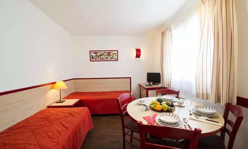 2 pièces 4 personnes