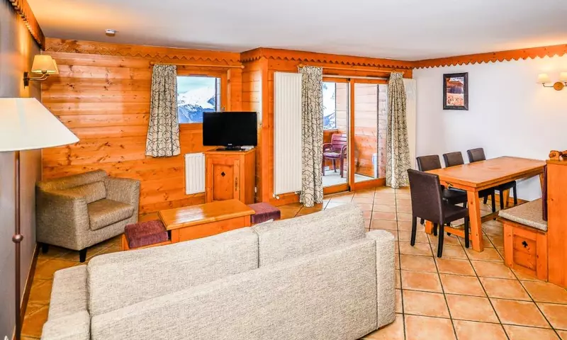 4 Pièces 8 Personnes Sélection