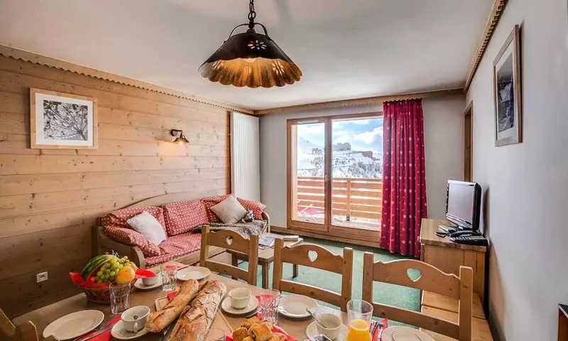 3 Pièces 6 Personnes