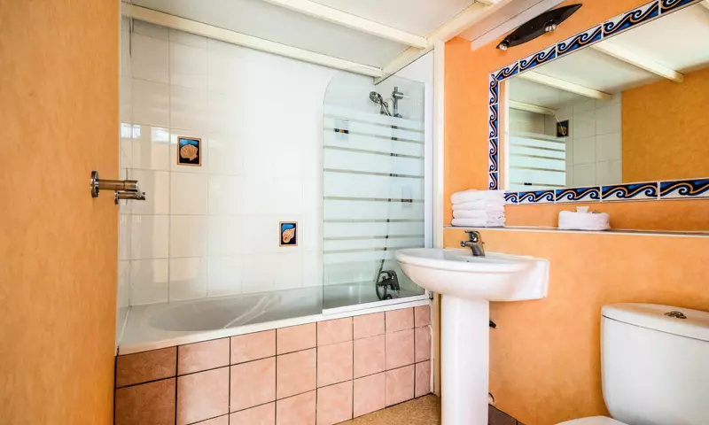 Studio Budget - Vue mer (2 personnes)