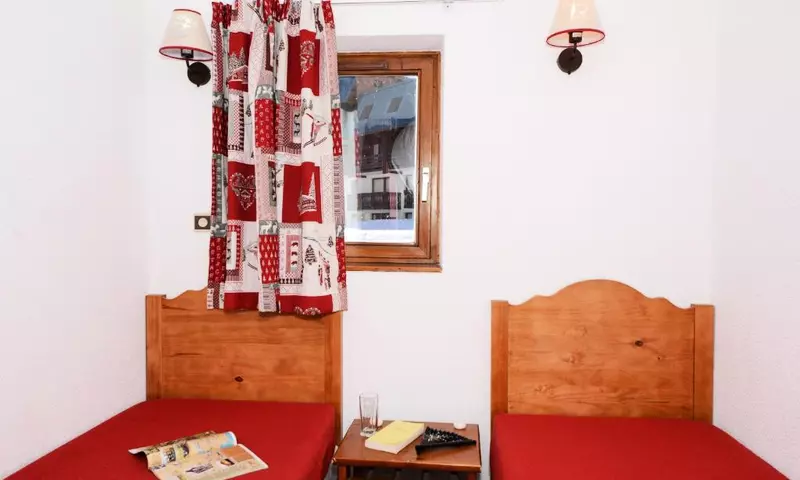 3 Pièces Cabine 8 Personnes