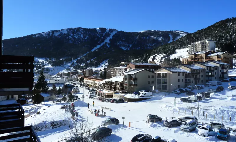 3 Pièces 10 personnes