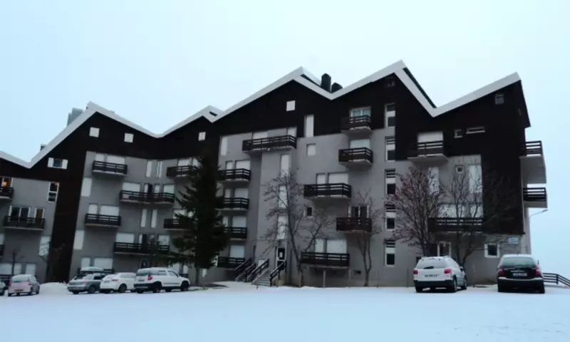 3 Pièces 10 personnes