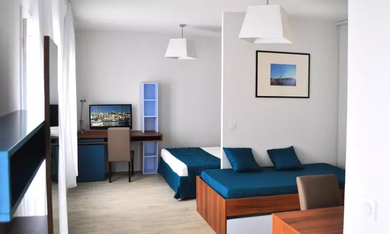 2 pièces 3/4 Personnes