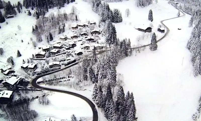 16 Pièces 28 personnes