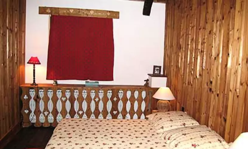 16 Pièces 28 personnes