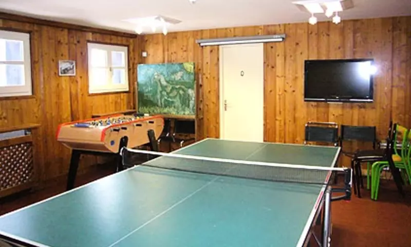 16 Pièces 28 personnes