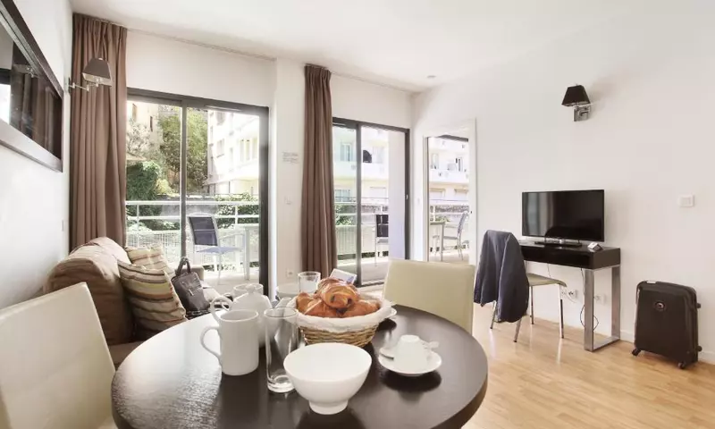 2 Pièces 4 Personnes