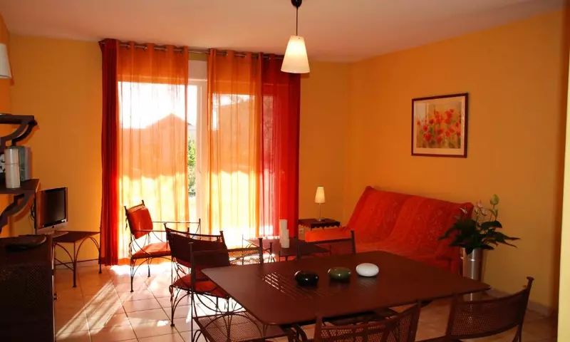 3 Pièces 6 Personnes