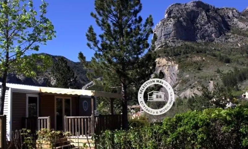 Mobil Home Premium 3 Pièces 4 Personnes Climatisé + TV