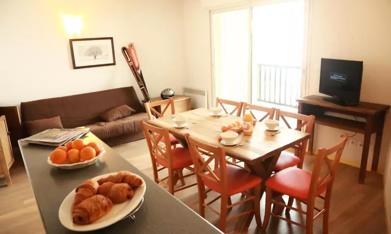 3 Pièces 10 Personnes