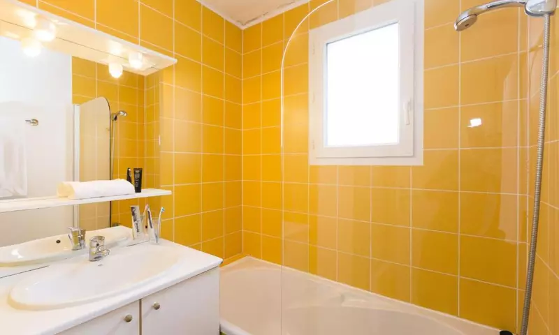 3 Pièces Cabine 8 Personnes