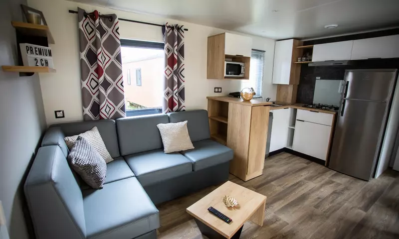Mobil-Home Premium 3 Pièces 4 Personnes Climatisé + TV