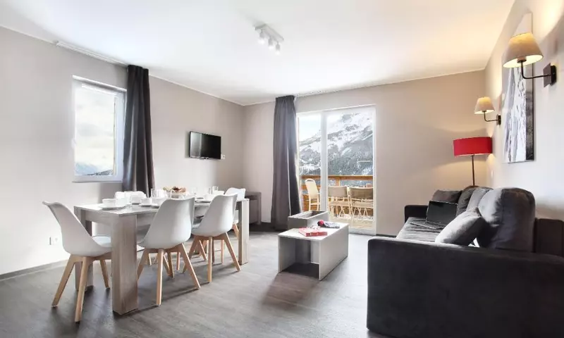 3 Pièces 6 Personnes