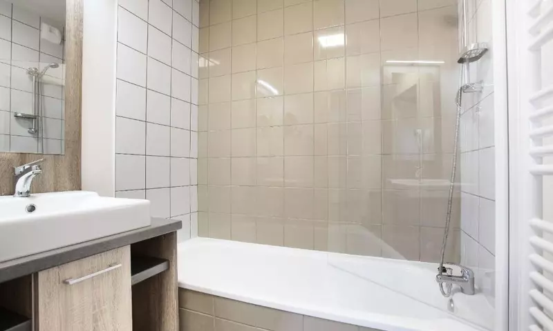 3 Pièces 6 Personnes