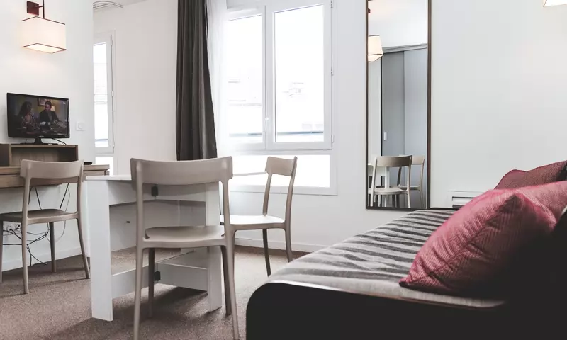 2 Pièces 4 Personnes Supérieur