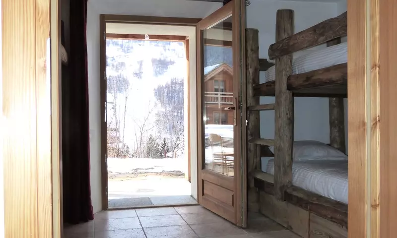 3 Pièces 8 personnes