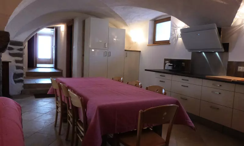 3 Pièces 8 personnes